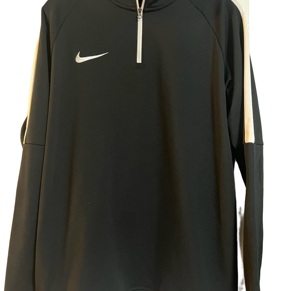 NIKE Men's Black and White Windbreaker with Embroidered Nike Emblem